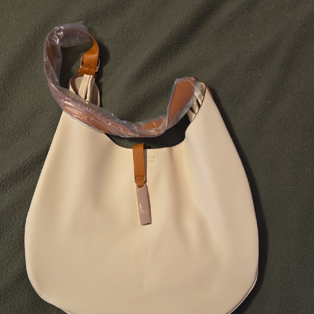 Elegant Cream Shoulder Bag New LouLu With Inside Wallet